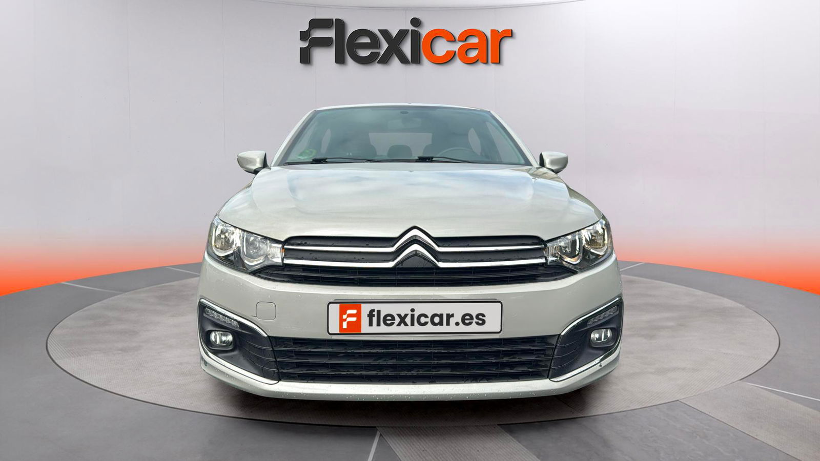 https://cdn-flexicar.caraffinity.it/public_appraisal_images_pro/images/stock/154890/YD7y17vmMf__WhatsApp Image 2025-05-13 at 10.58.22 (2).jpeg